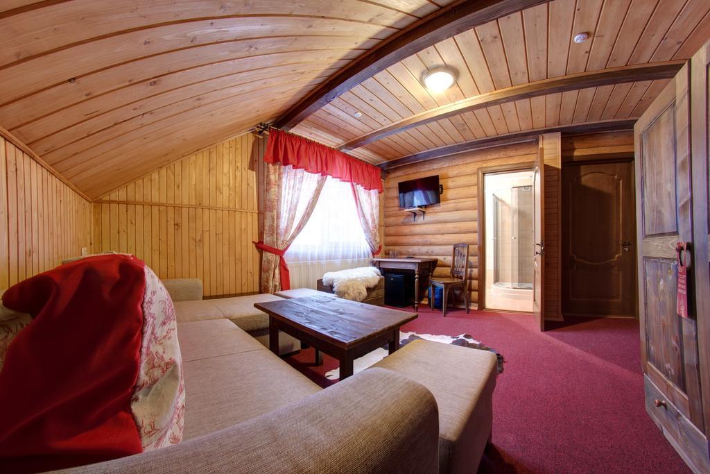 Royal Village Resort Bukovel Exterior photo