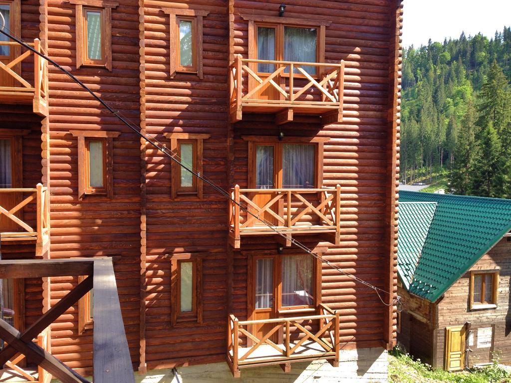 Royal Village Resort Bukovel Exterior photo